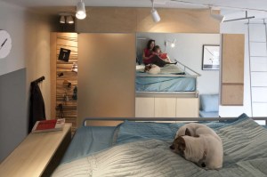 Small-apartment-Warsaw-closet